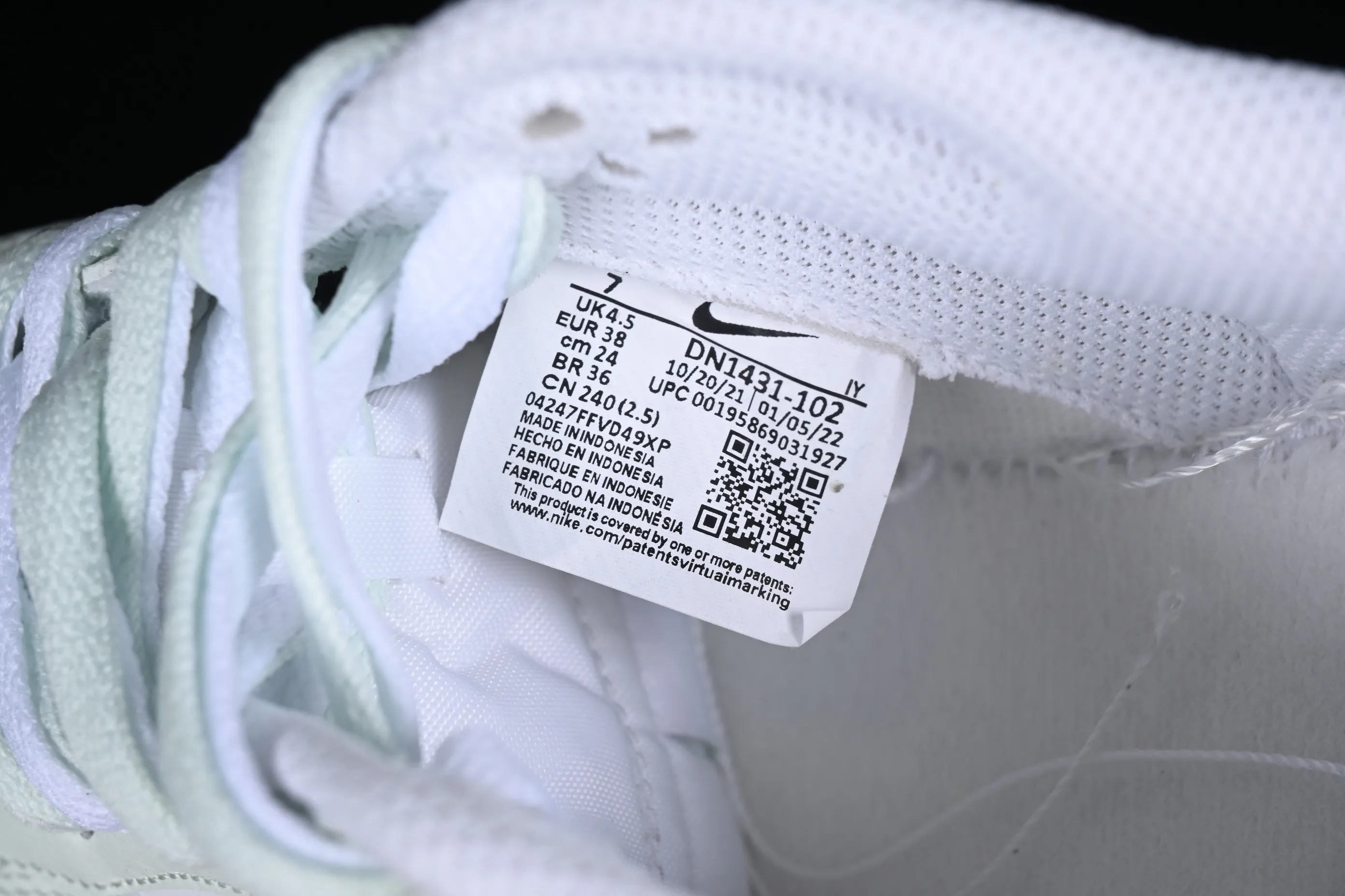 All categories Nk SB Dunk series Nk SB Dunk Low low-top sneakers Nk Dunk Low "White Mint" light green SB smashed backboard fashion casual sneakers DN1431-102